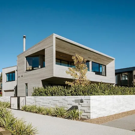 Te Whare Rakau Villa